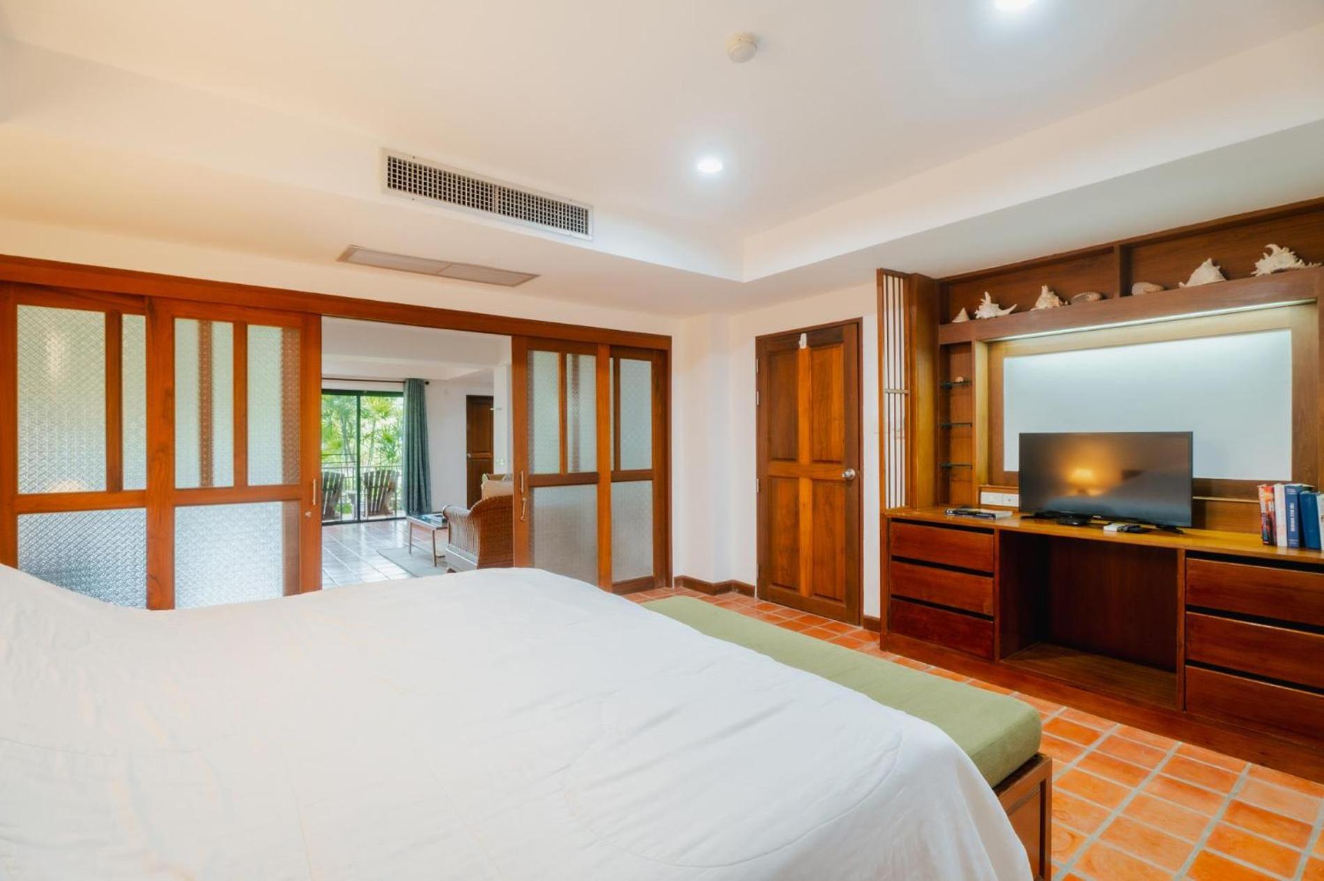The Sands 2 Bedroom Apartment Naiharn Nai Harn Exterior photo
