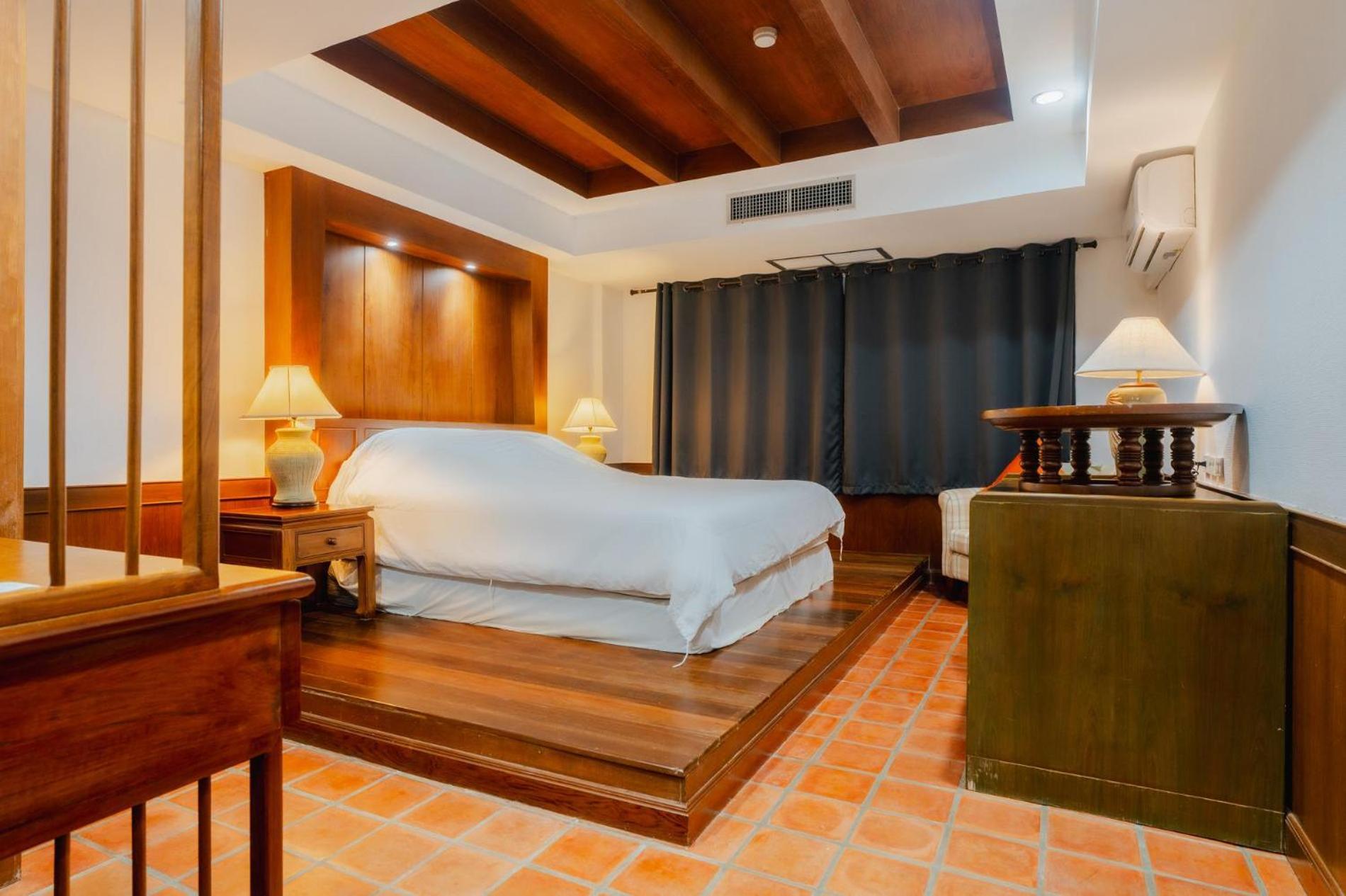 The Sands 2 Bedroom Apartment Naiharn Nai Harn Exterior photo
